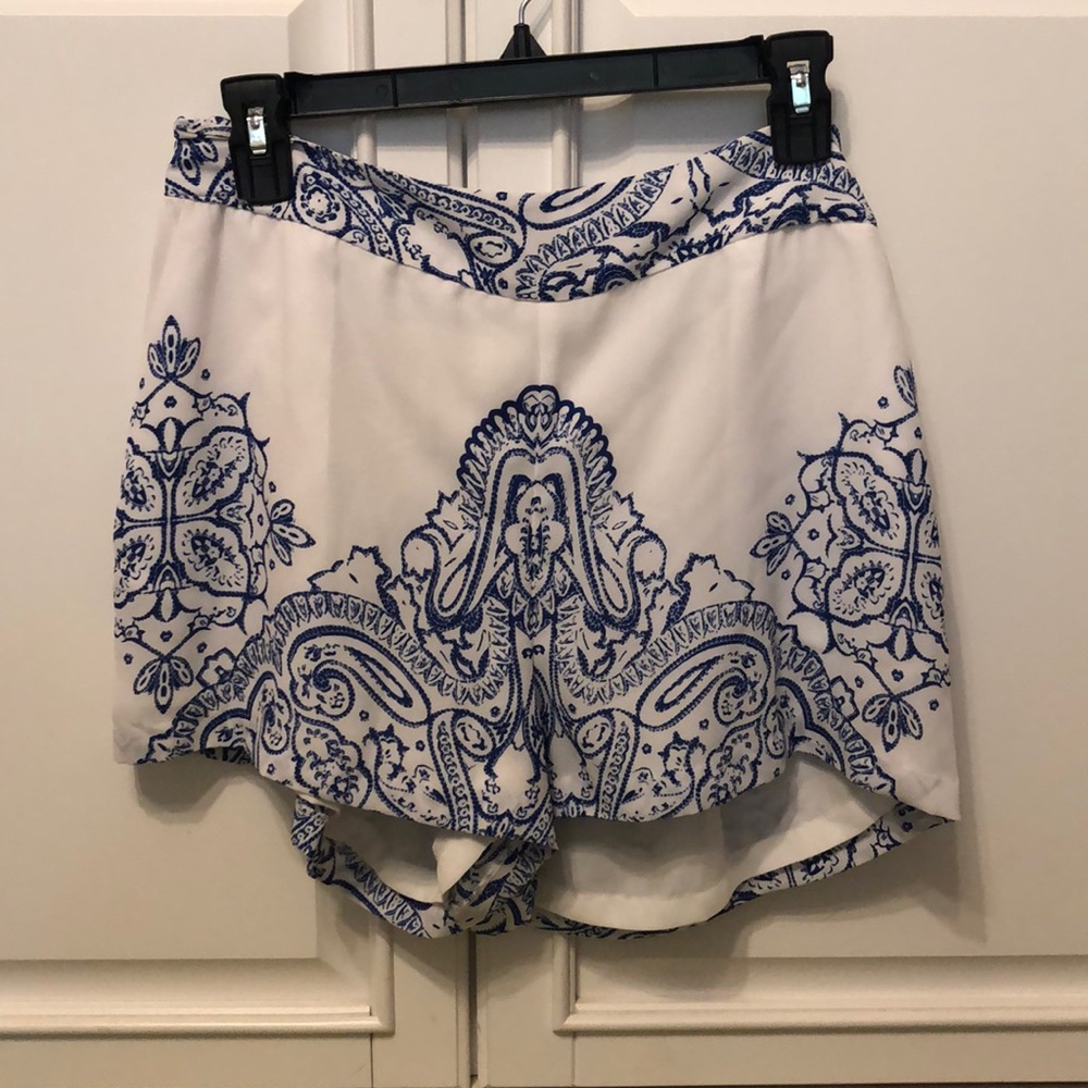 Guess shorts